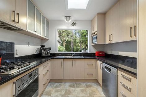 Photo of property in 93 Christian Road, Swanson, Auckland, 0614