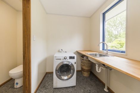 Photo of property in 136 Pohangina Valley Road East, Ashhurst, 4884