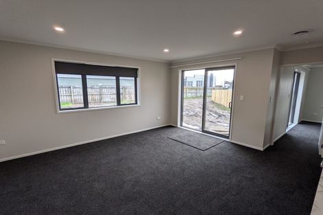 Photo of property in 5a Mckenzie Street, Levin, 5510