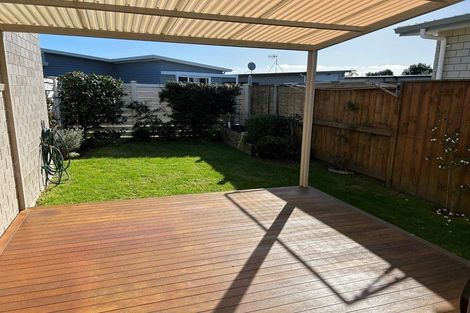 Photo of property in 5 Coprosma Close, Papamoa Beach, Papamoa, 3118