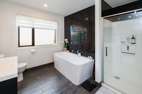 Photo of property in 21b Stewart Crescent, Hokowhitu, Palmerston North, 4410