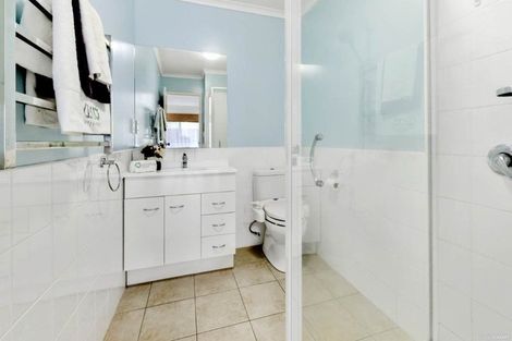 Photo of property in 5/55 Verbena Road, Birkdale, Auckland, 0626