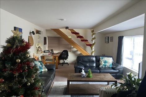 Photo of property in 1/199 Grant Road, Thorndon, Wellington, 6011