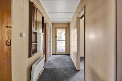 Photo of property in 10 Iredale Road, Hawera, 4610