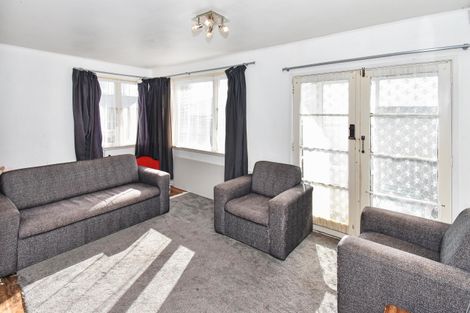 Photo of property in 28c Pah Road, Papatoetoe, Auckland, 2025