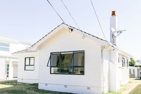 Photo of property in 24 Muricata Avenue, Mount Maunganui, 3116