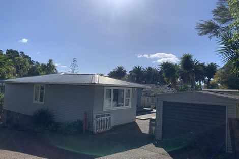 Photo of property in 50 Edmonton Road, Henderson, Auckland, 0612
