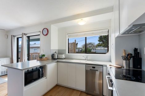 Photo of property in 6a Parakai Street, Paraparaumu, 5032