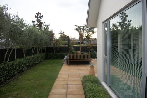 Photo of property in 15 Pentonville Close, Westmorland, Christchurch, 8025