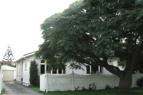 Photo of property in 35 Lincoln Avenue, Epuni, Lower Hutt, 5011