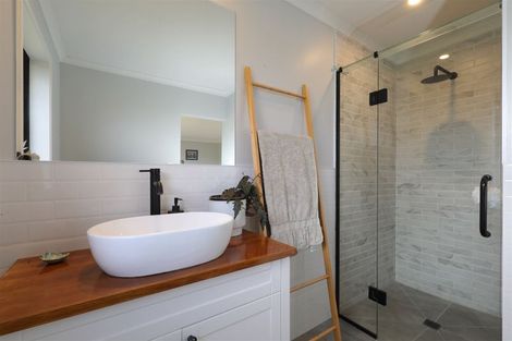 Photo of property in 163 Kimihia Road, Huntly, 3771