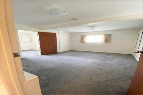 Photo of property in 66 Mayfair Crescent, Mairangi Bay, Auckland, 0630