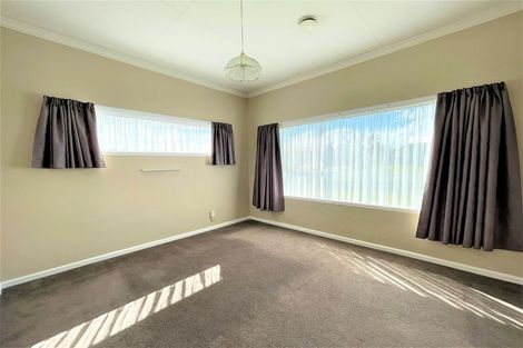 Photo of property in 36 Saint Catherine Street, Kaitangata, 9210