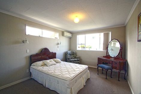 Photo of property in 145 Mangorei Road, Merrilands, New Plymouth, 4312
