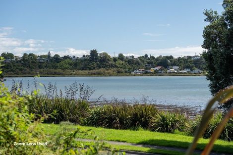 Photo of property in 220 Welcome Bay Road, Welcome Bay, Tauranga, 3112