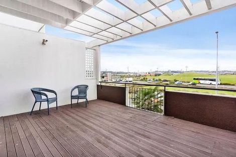 Photo of property in 16/150 Chapel Road, Flat Bush, Auckland, 2019