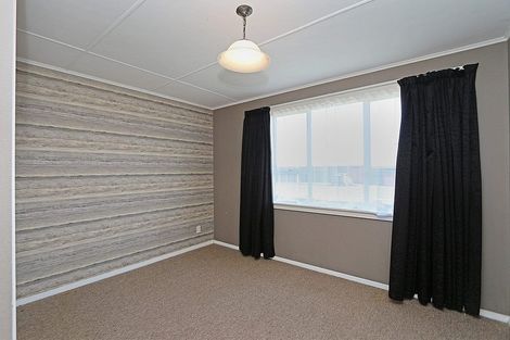 Photo of property in 33 Longfellow Road, Opunake, 4616