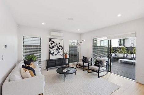 Photo of property in 31 Myland Drive, Hobsonville, Auckland, 0616