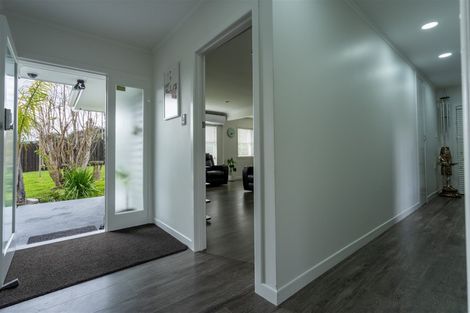 Photo of property in 24 Neumann Street, Kawakawa, 0210