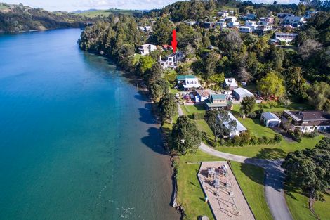 Photo of property in 70 Clinton Road, Tawharanui Peninsula, Warkworth, 0986