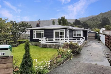 Photo of property in 185 Wainuiomata Road, Wainuiomata, Lower Hutt, 5014