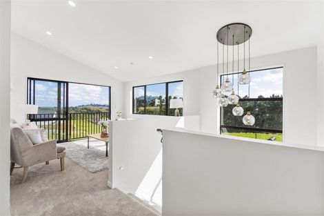 Photo of property in 13 Bremner Ridge Street, Flat Bush, Auckland, 2019