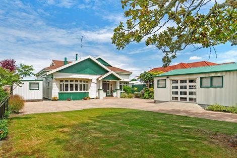 Photo of property in 96 Stout Street, Whataupoko, Gisborne, 4010