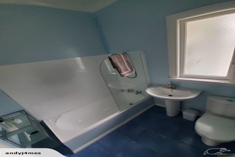 Photo of property in 56 Freyberg Street, Lyall Bay, Wellington, 6022