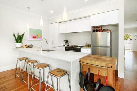 Photo of property in 50 William Street, Petone, Lower Hutt, 5012