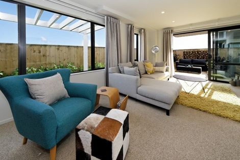 Photo of property in 51 Carder Court, Hobsonville, Auckland, 0618