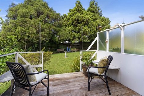 Photo of property in 7 Lyford Crescent, Sunnynook, Auckland, 0620