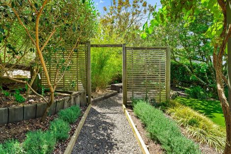 Photo of property in 6 Whale Cove, Stanmore Bay, Whangaparaoa, 0932