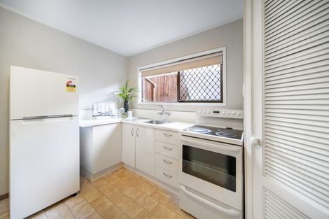 Photo of property in 3 Orinda Close, Botany Downs, Auckland, 2010