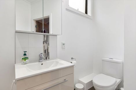 Photo of property in 55 Rhodes Drive, Kelvin Grove, Palmerston North, 4414