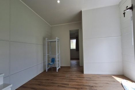 Photo of property in 64 Mcfadzean Drive, Blockhouse Bay, Auckland, 0600