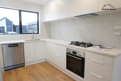 Photo of property in 77 Kaha Road, Papakura, 2110