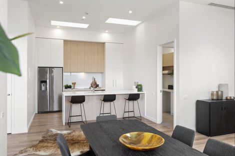 Photo of property in 7/14 Tamariki Avenue, Orewa, 0931