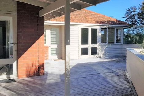 Photo of property in 36 Rewi Street, Torbay, Auckland, 0630