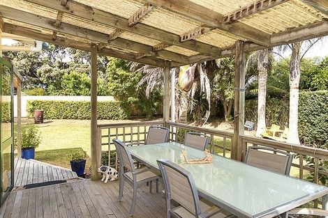 Photo of property in 2 Duncan Road, Awhitu, Waiuku, 2684