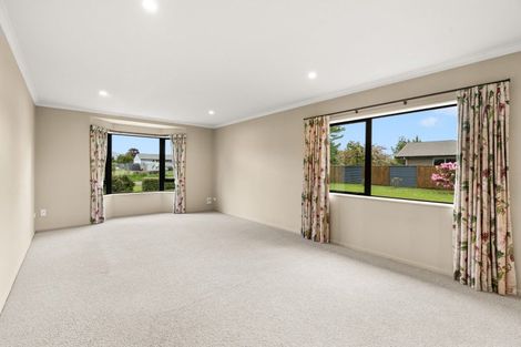 Photo of property in 77 Reading Street, Greytown, 5712