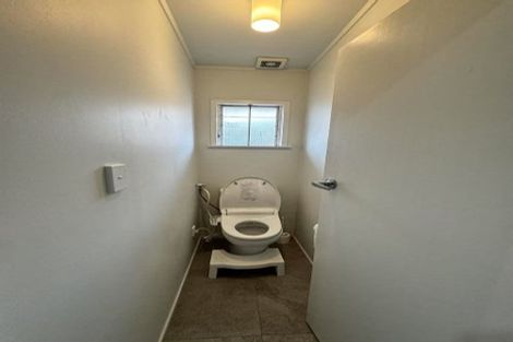 Photo of property in 1/60 Taharoto Road, Takapuna, Auckland, 0622