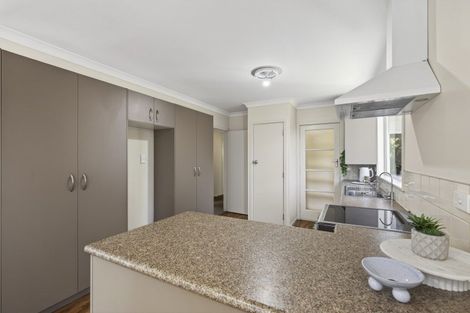 Photo of property in 136a Seaview Road, Westown, New Plymouth, 4310