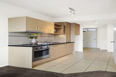 Photo of property in 127/2 Armoy Drive, East Tamaki, Auckland, 2016