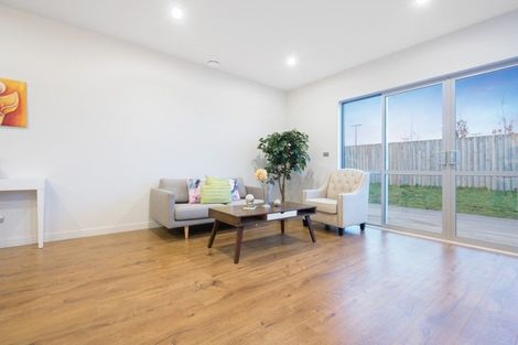 Photo of property in 10 Rauaruhe Road, Karaka, Papakura, 2113