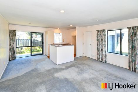 Photo of property in 45 Clevedon Road, Papakura, 2110