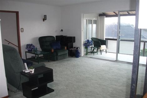 Photo of property in 35 Elliott Avenue, Bayview, Auckland, 0629