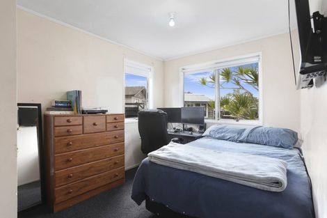 Photo of property in 4 Hydra Place, Glen Eden, Auckland, 0602