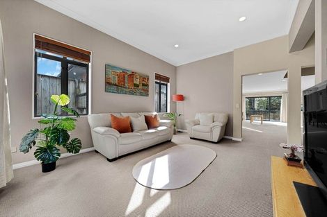 Photo of property in 11 Gordal Place, Flat Bush, Auckland, 2016