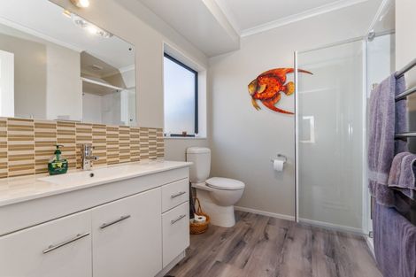 Photo of property in 90 Rimuvale Street, Pukehangi, Rotorua, 3015