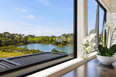 Photo of property in 10 York Terrace, Riverhead, 0820